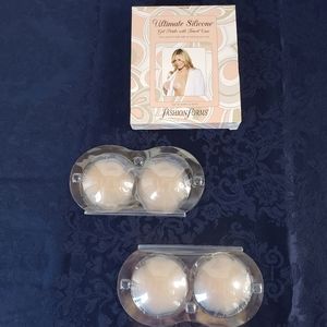 Fashion Forms Gel Petals Covers Lingerie New Box Reusable Silicone Gel Petals